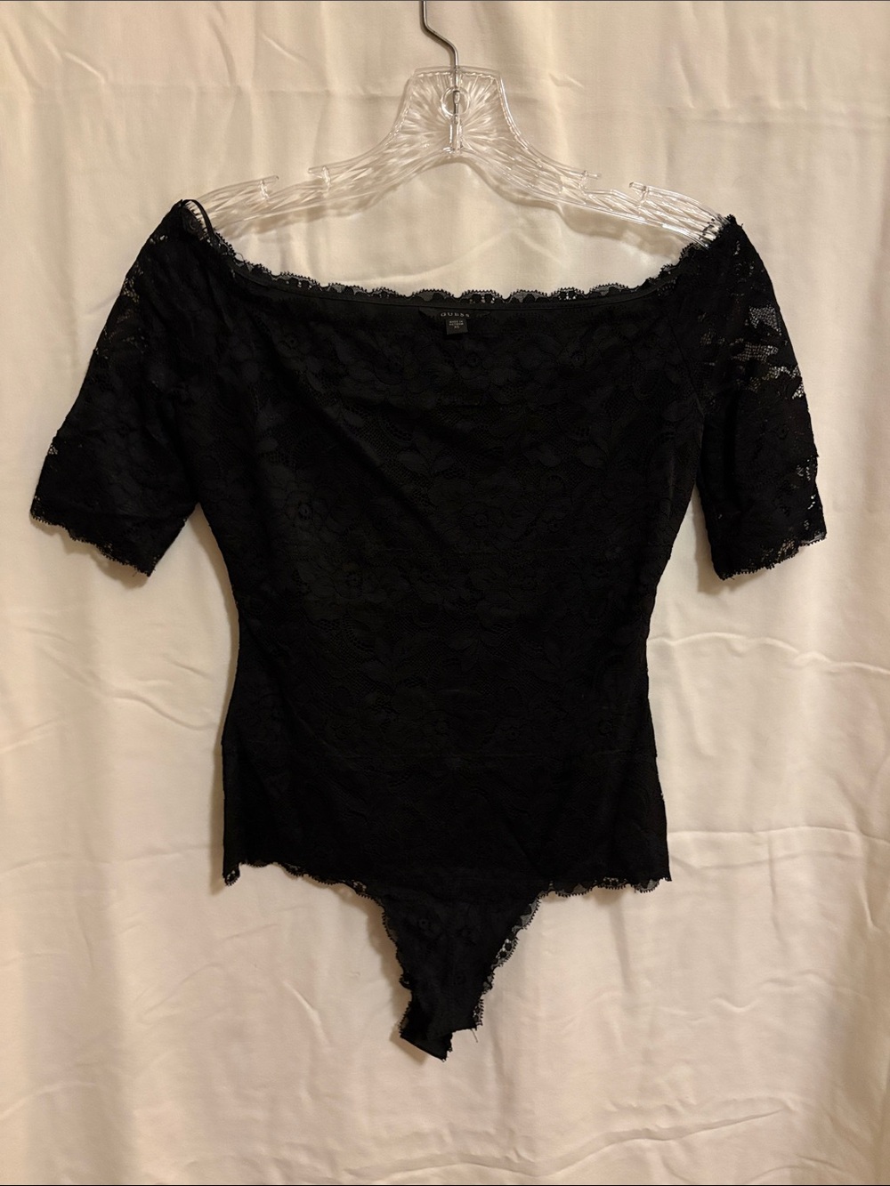 GUESS Women’s Black Floral Lace Off-Shoulder with Sleeve Bodysuit